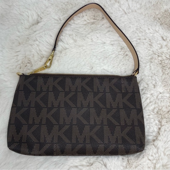 Michael Kors Jet Set Large Wristlet Brown - Picture 2 of 12